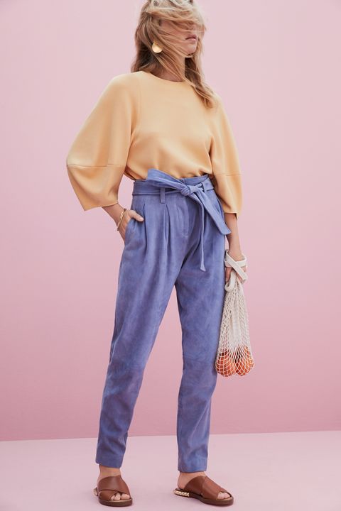 Clothing, Shoulder, Blue, Waist, Fashion, Standing, Jeans, Neck, Blond, Joint, 