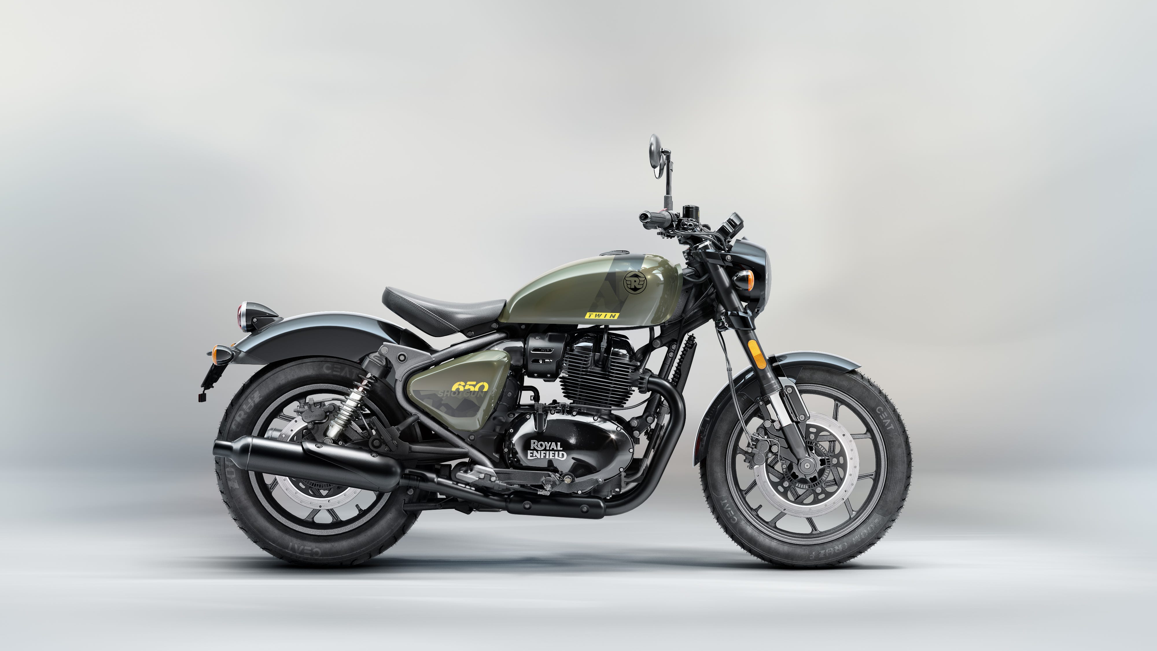 2024 Royal Enfield Shotgun 650 Offers Smooth Style