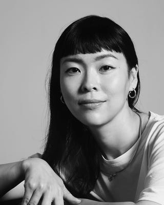 ベタベタ油っぽい髪をサラサラ美髪に 髪の毛がベタつく原因とヘアケア方法を伝授 ベタベタ油っぽい髪をサラサラ美髪に 髪の毛がベタつく原因とヘアケア方法を伝授