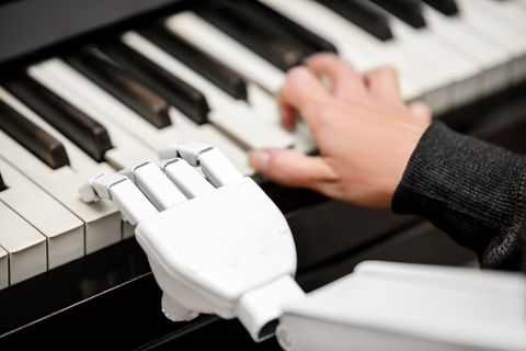 Kun je het verschil horen tussen een menselijke componist en een computer?  