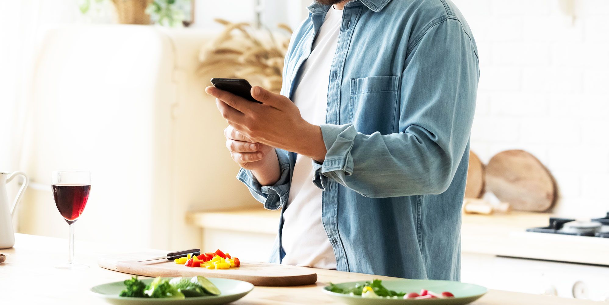 7 Best Keto Diet Apps To Track Carbs And Lose Weight