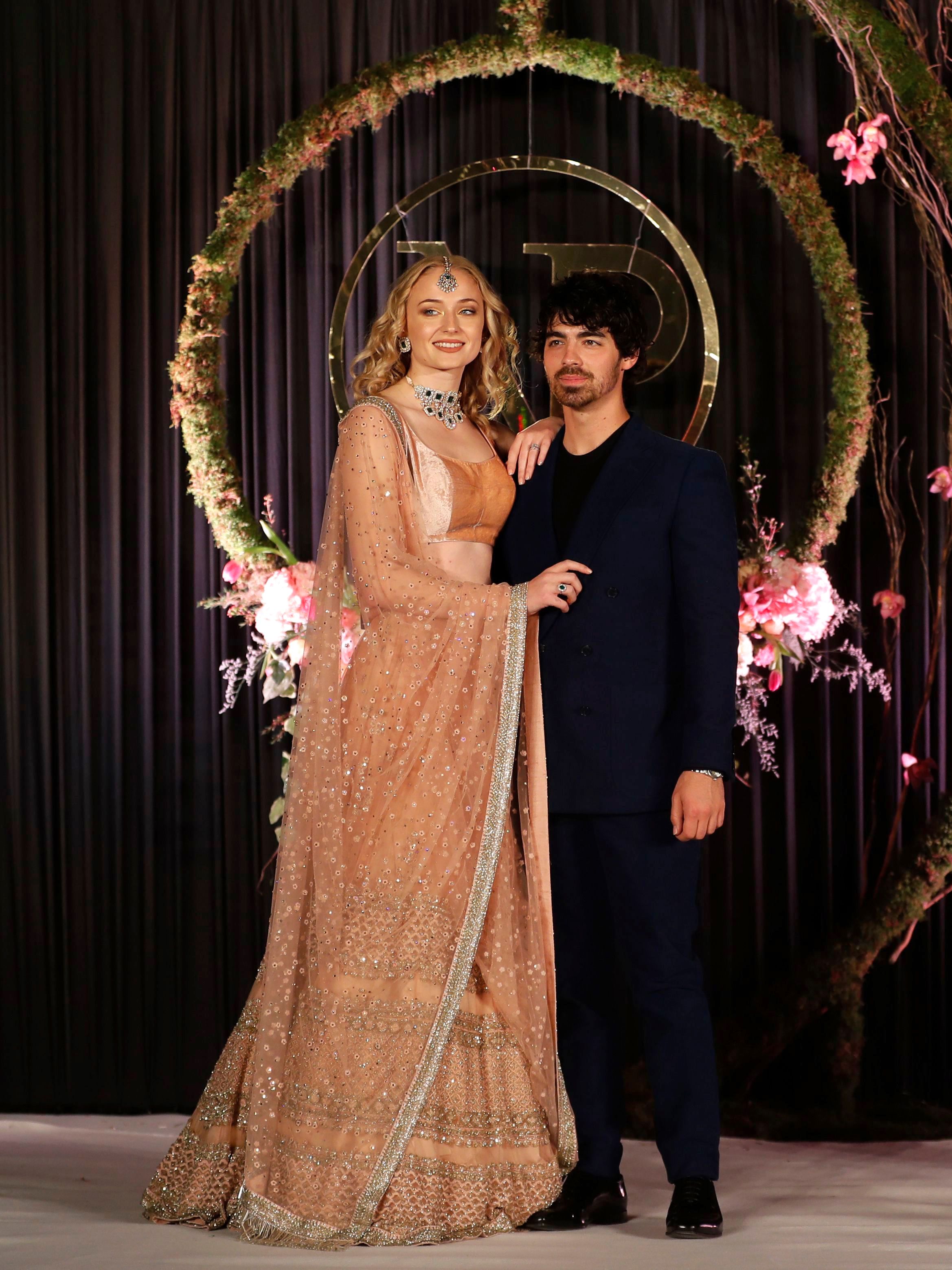 See Sophie Turners Reception Dress For Nick Jonas And Priyanka