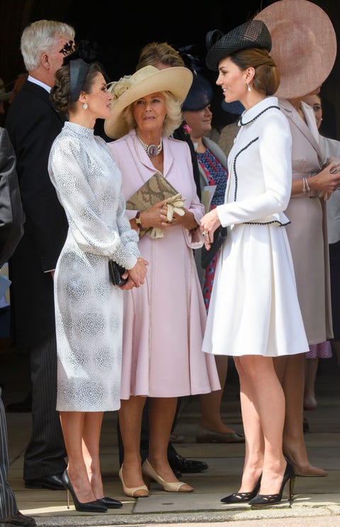 Queen Letizia looks stunning in black and white at the Order of the Garter