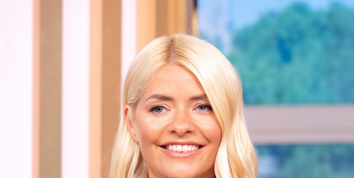 Holly Willoughby shares adorable childhood back to school throwback