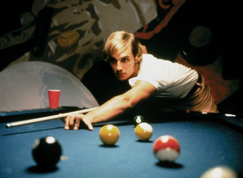 editorial use only no book cover usage
mandatory credit photo by universalgramercykobalshutterstock 5882402l
matthew mcconaughey
dazed and confused 1993
director richard linklater
universalgramercy
usa
scene still
comedy
géneration rebelle