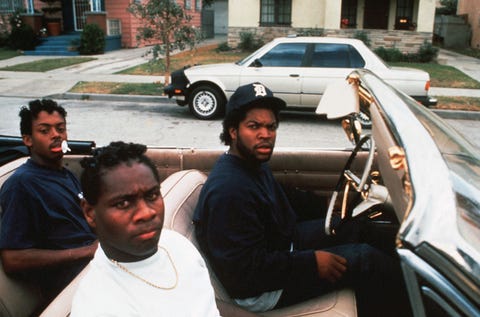 editorial use only no book cover usage
mandatory credit photo by columbiakobalshutterstock 5883239h
ice cube
boyz n the hood boyz in the hood 1991
director john singleton
columbia
usa
scene still
boyzn the hood, la loi de la rue