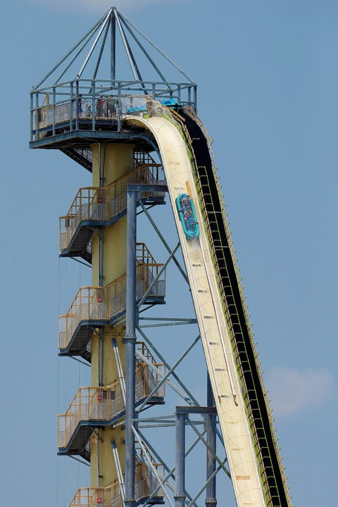 Worlds Tallest Waterslide, Kansas City, USA