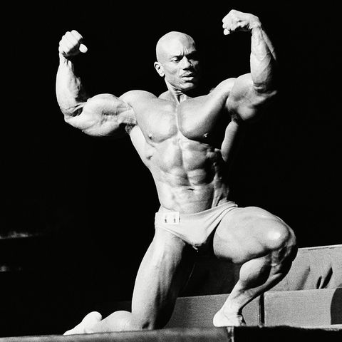 Bodybuilder, Bodybuilding, Muscle, Arm, Standing, Barechested, Physical fitness, Statue, Chest, Human body, 