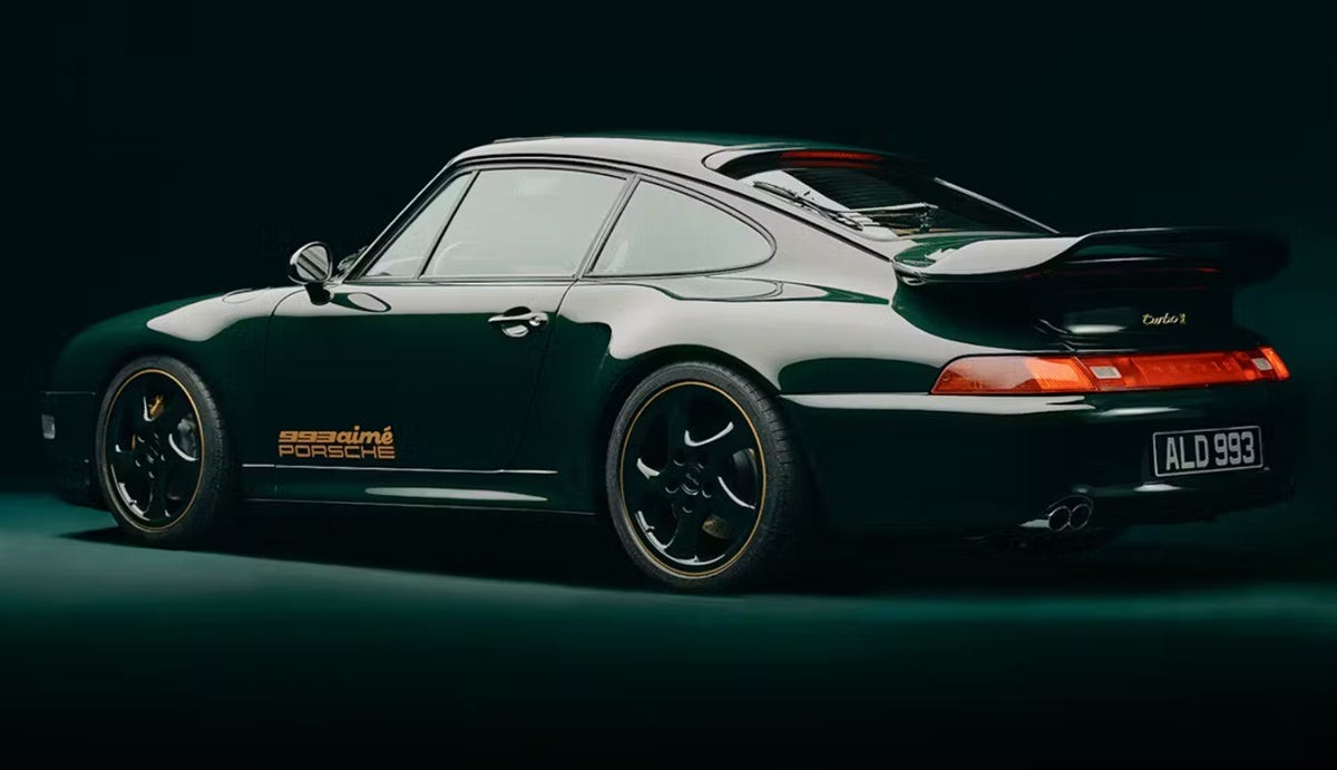 Porsche Reveals the World's Most Fashionable 993 Turbo