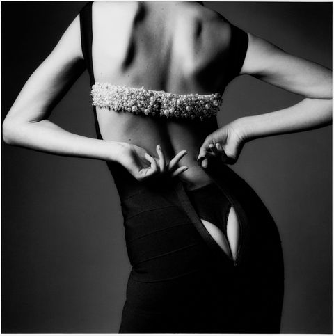 Black, Photograph, Monochrome photography, Black-and-white, Beauty, Dress, Shoulder, Waist, Hand, Photography, 