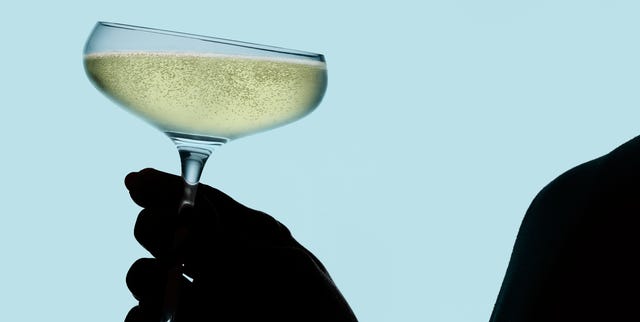 私が「ゆる禁酒」をしてわかった、お酒との上手な付き合い方 禁酒にチャンレンジする度に挫折してしまう…そんなあなたへ贈る「節酒」体験記。本記事では、お酒との付き合い方に悩んだ末に、「ゆる禁酒(=節酒)」に成功したある女性の体験談をお届け。