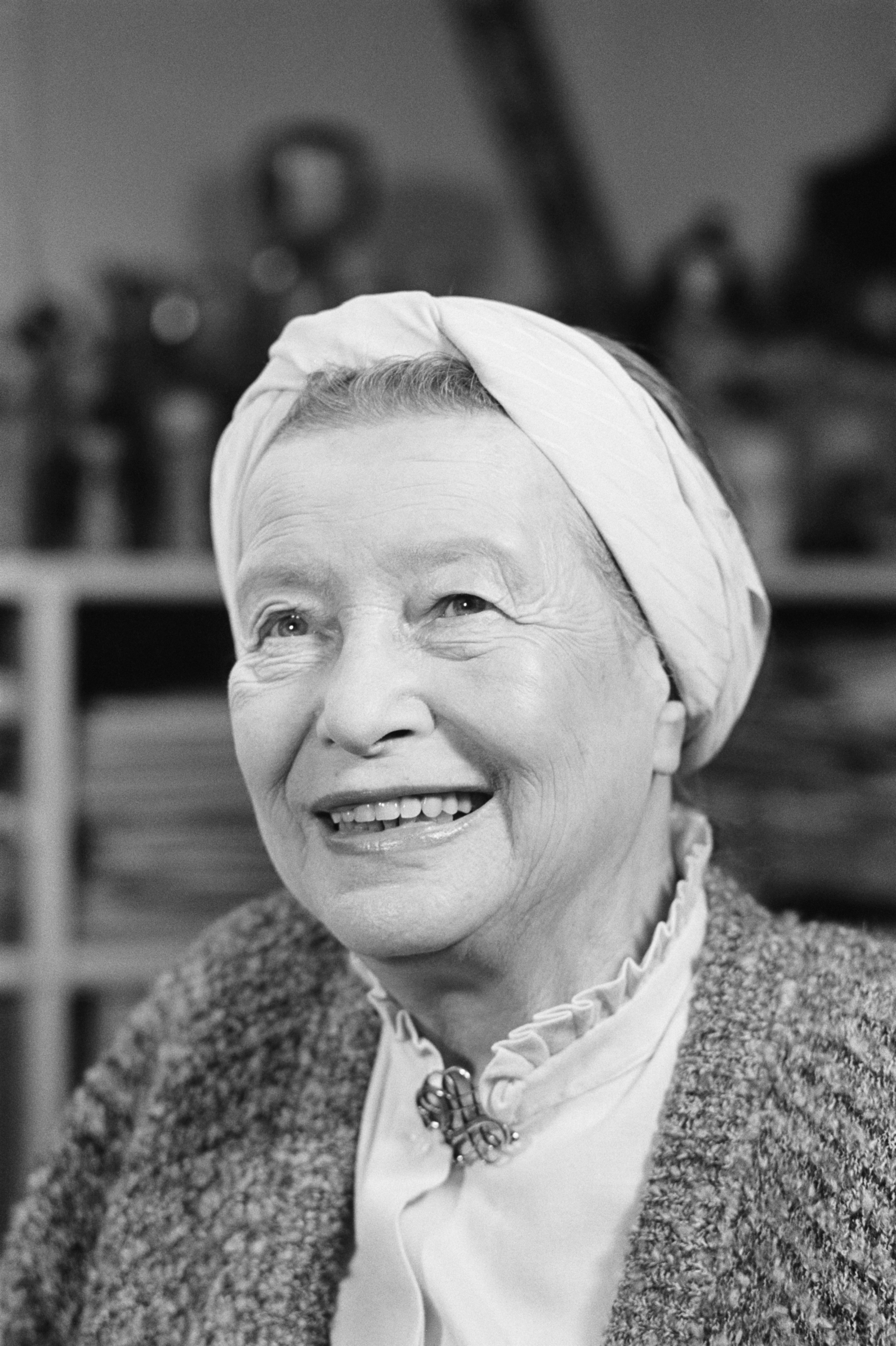 Las 17 mejores frases de Simone de Beauvoir para inspirarte