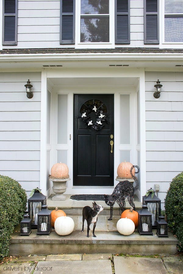 40 Best Outdoor Halloween Decoration Ideas - Easy Halloween Yard and