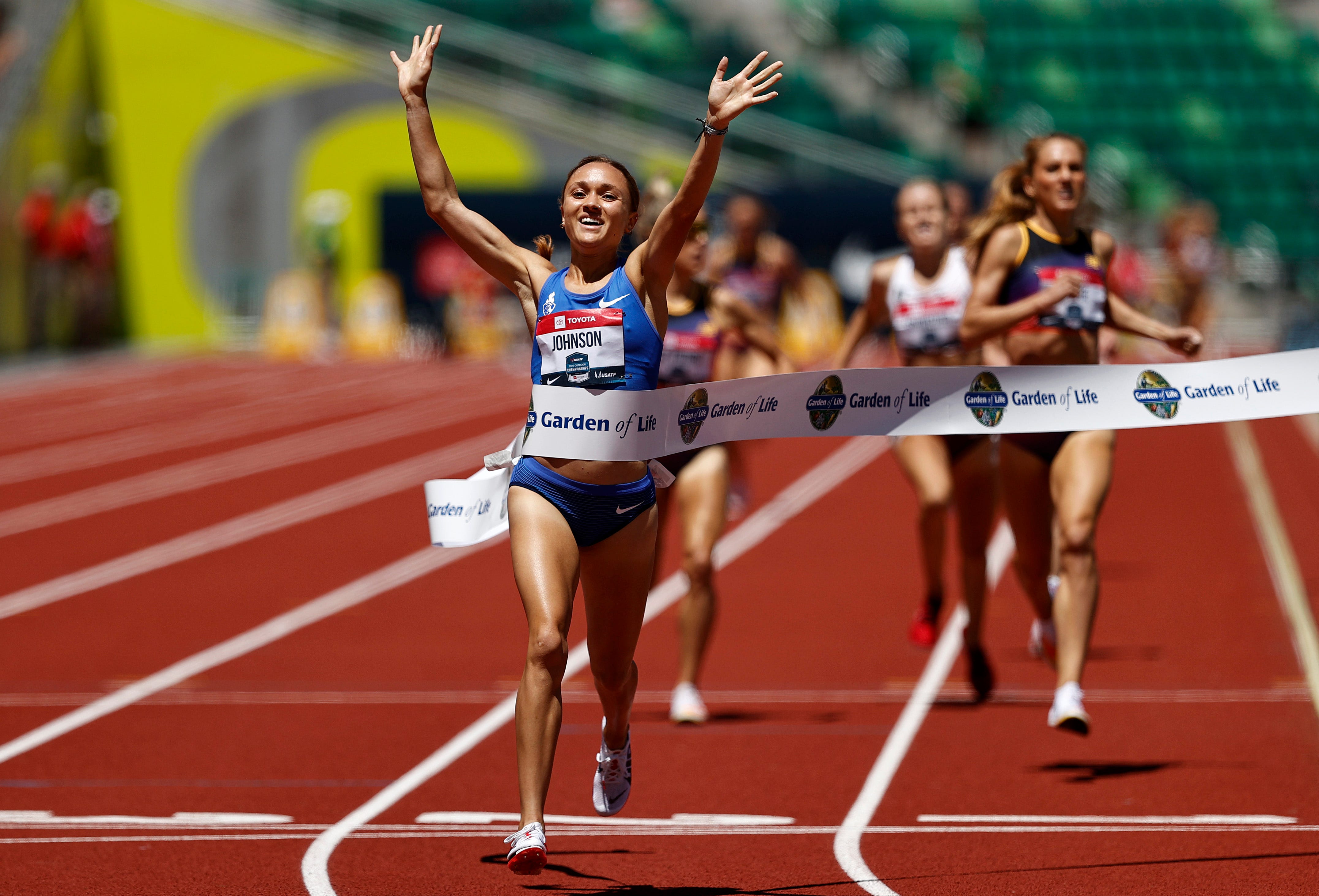 Sinclaire Johnson Shakes up the 1500-Meter Podium
