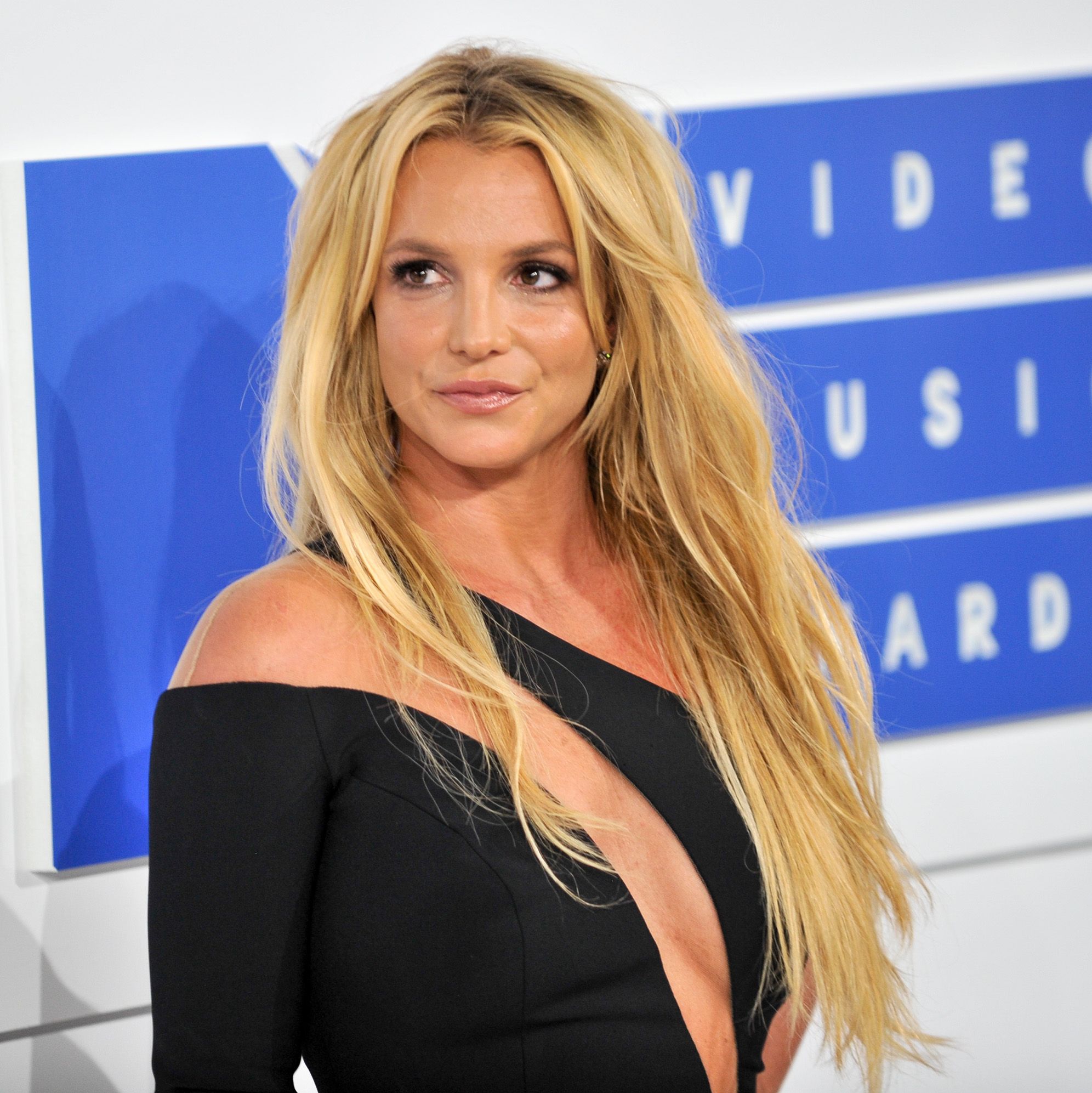 Britney Spears Announces Pregnancy Loss on Instagram