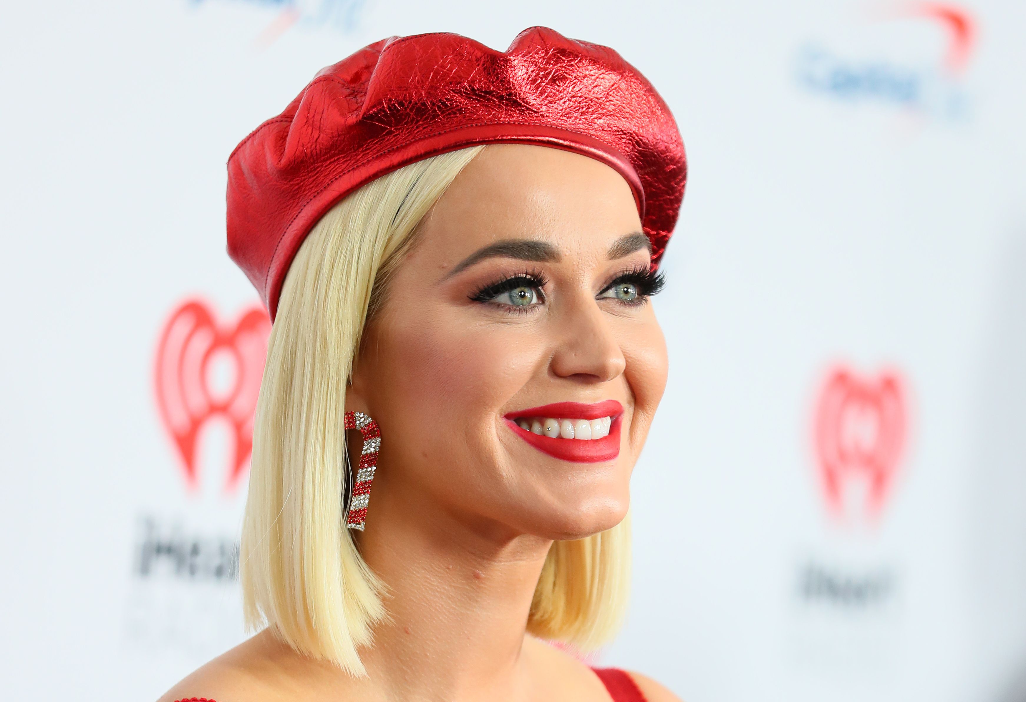 katy perry biography in english