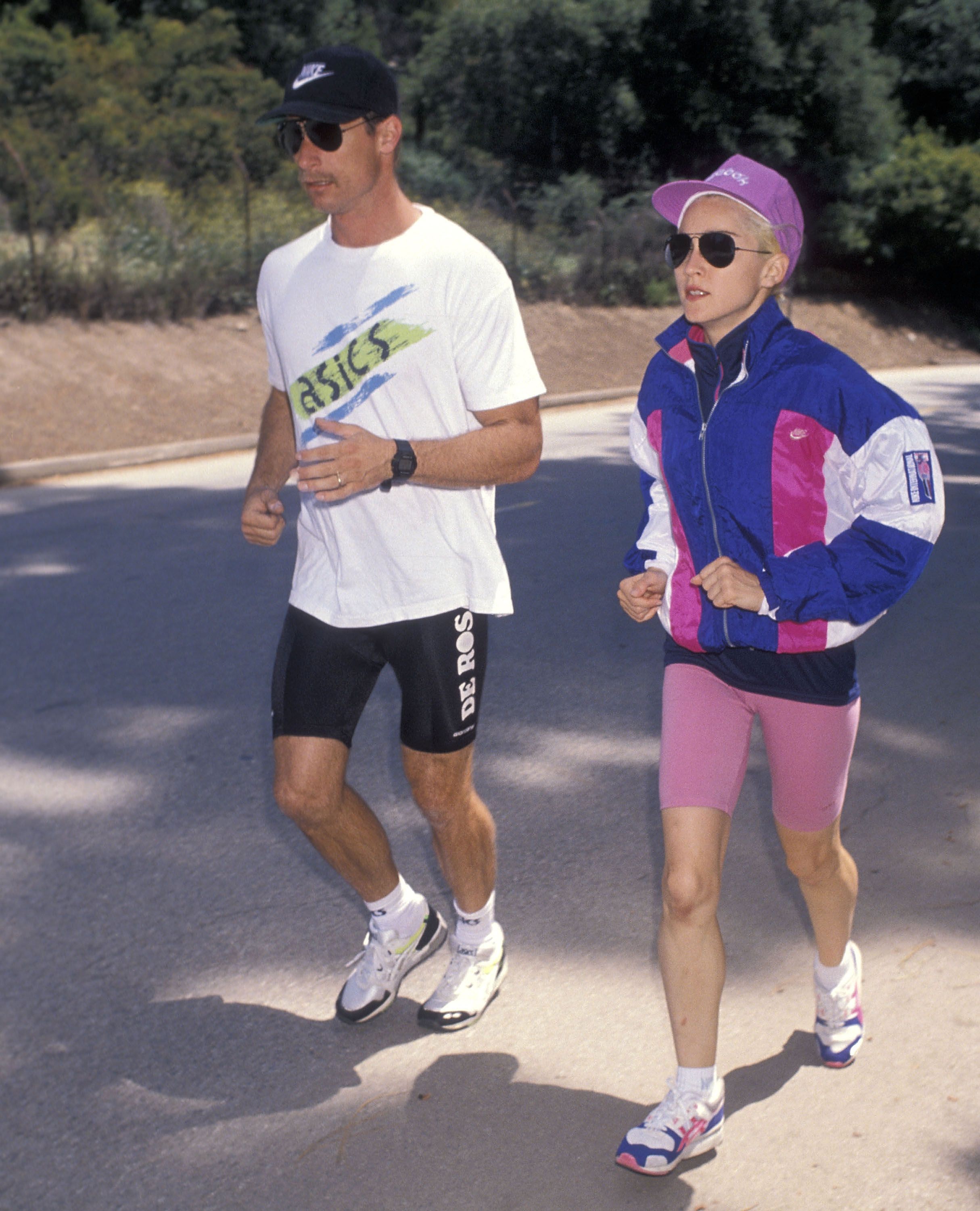 bosquejo cien Conquistador Los looks de Madonna haciendo 'jogging' en los 90 es todo lo que necesitas  para salir a sudar