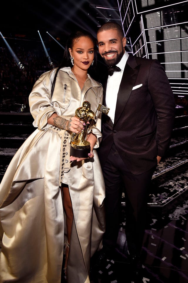 Does Drake Have A Tattoo Of Rihanna On His Arm