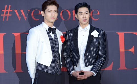 Shim Chang-min y Jung Yun-ho promueven concierto en Seúl tvxq