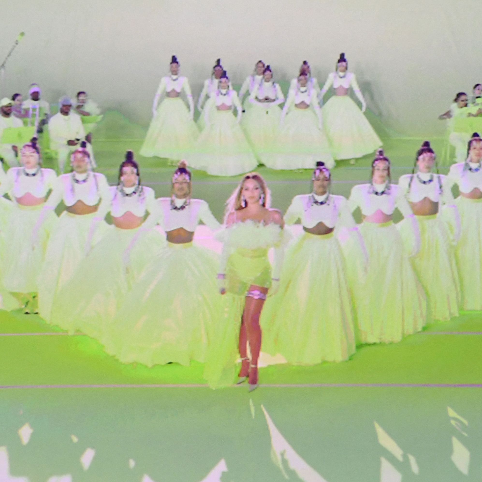 Watch Beyoncé's Amazing Performance of 