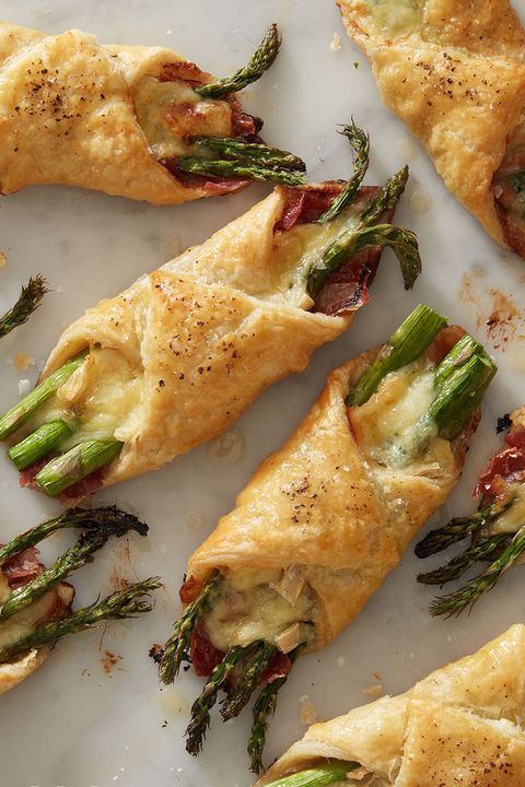 brie, asparagus, and prosciutto wrapped in puff pastry