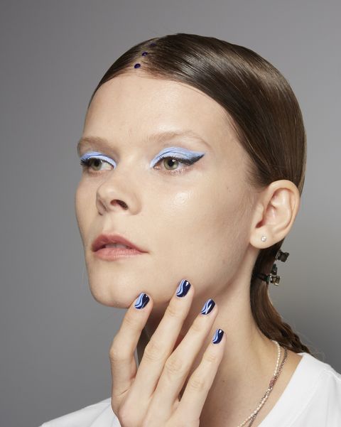 Autumn Nail Trends For 2022 - Best AW22 Runway Trends For Nails