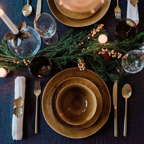18 Best Thanksgiving Table Decor Ideas, Round Table Thanksgiving Hours
