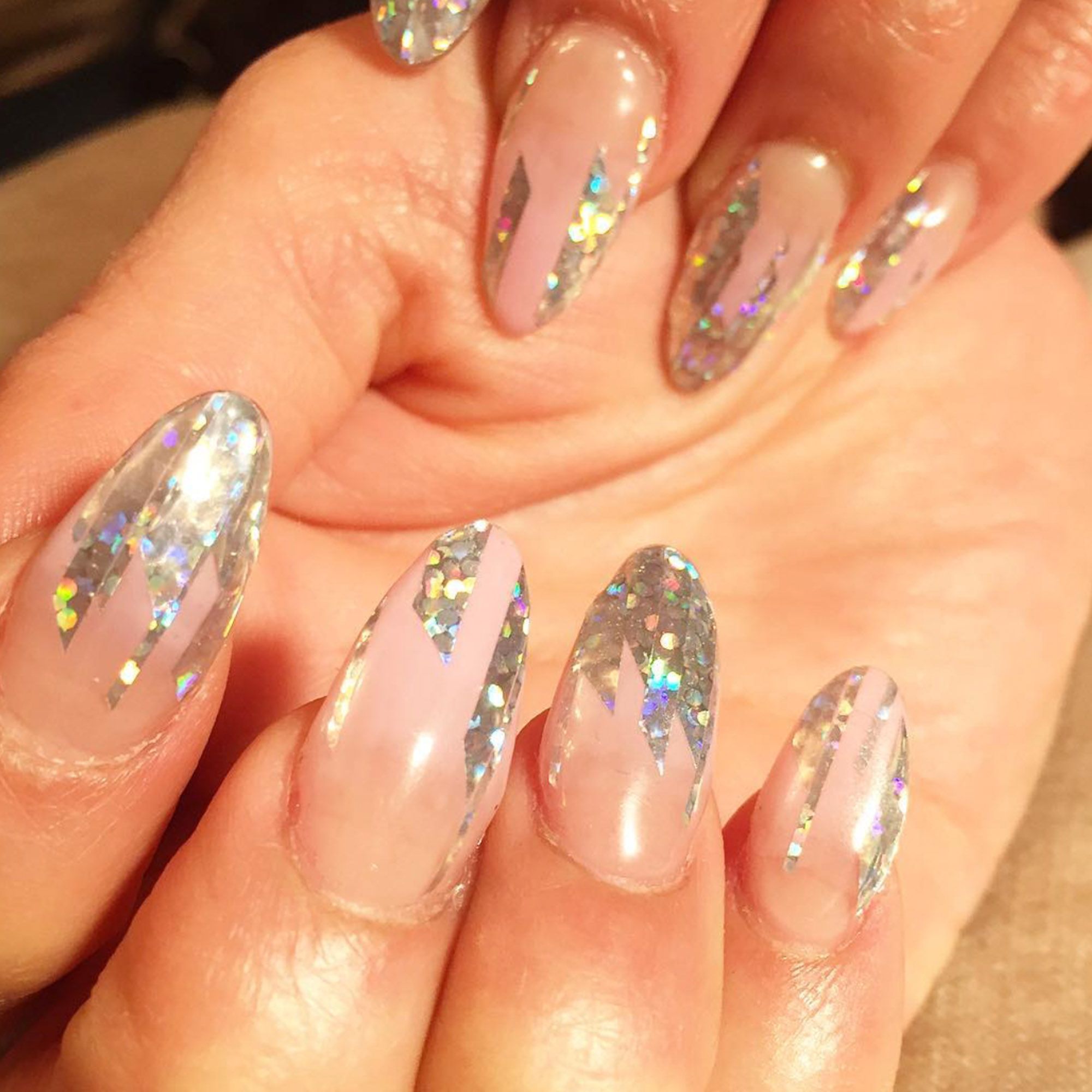 21 Glitter Nail Art Designs Sparkly Ideas For Chic Glitter Manicures