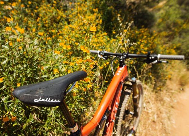 juli furtado mountain bike