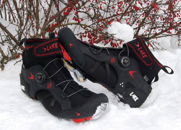 warmest winter cycling shoes