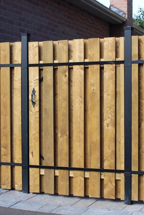 11 Backyard Fence Ideas - Garden Fence Options for Privacy