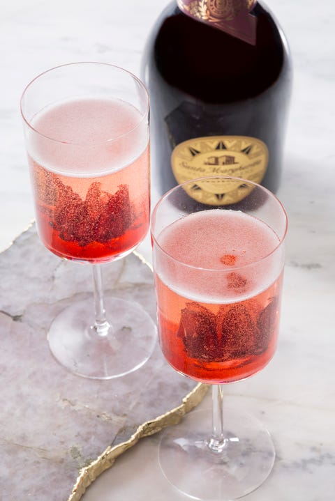 Drink, Champagne cocktail, Alcoholic beverage, Kir royale, Distilled beverage, Wine cocktail, Wine, Kir, Cocktail, Food, Drink, Champagne cocktail, Alcoholic beverage, Kir royale, Distilled beverage, Wine cocktail, Wine, Kir, Cocktail, Food,