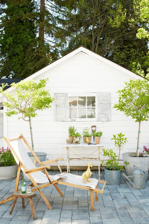 small backyard ideas  white furniture