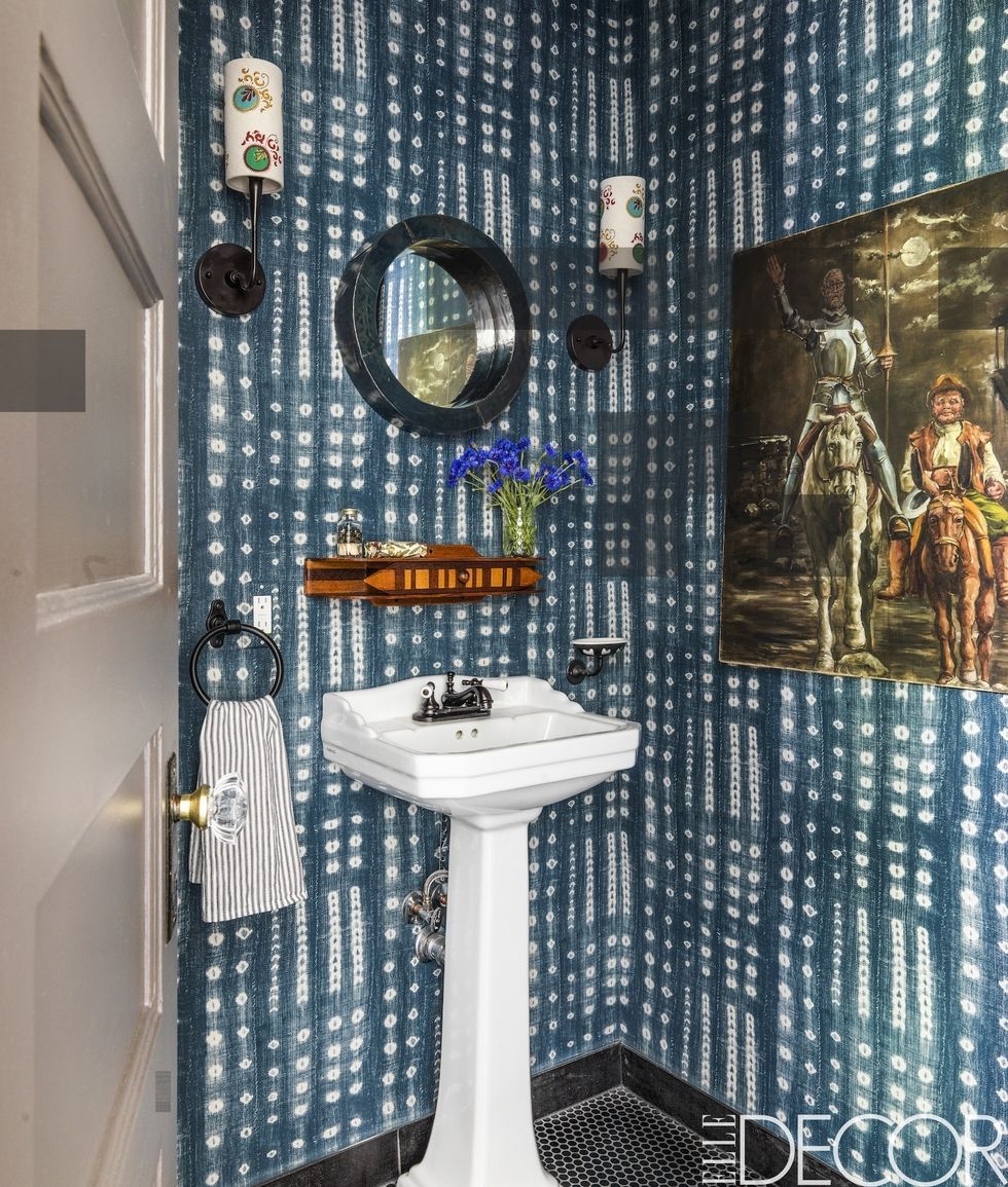Bold Design Ideas For Small Bathrooms Small Bathroom Decor