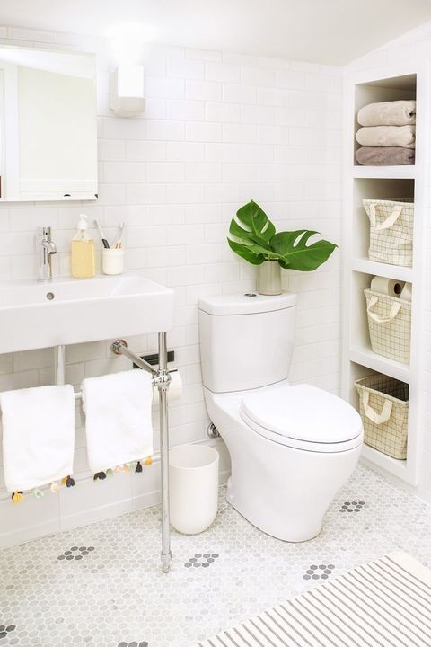 26 Small Bathroom Storage Ideas Wall, Shower Room Built In Shelves