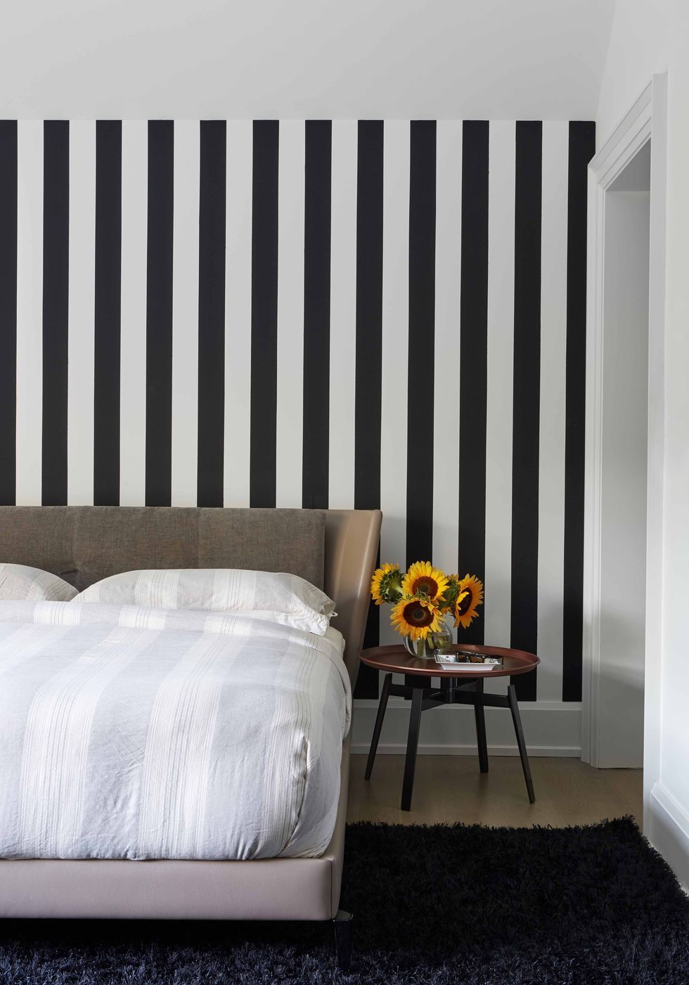 狭いベッドルームをおしゃれに見せるデザインアイデア52選 Elle Decor エル デコ