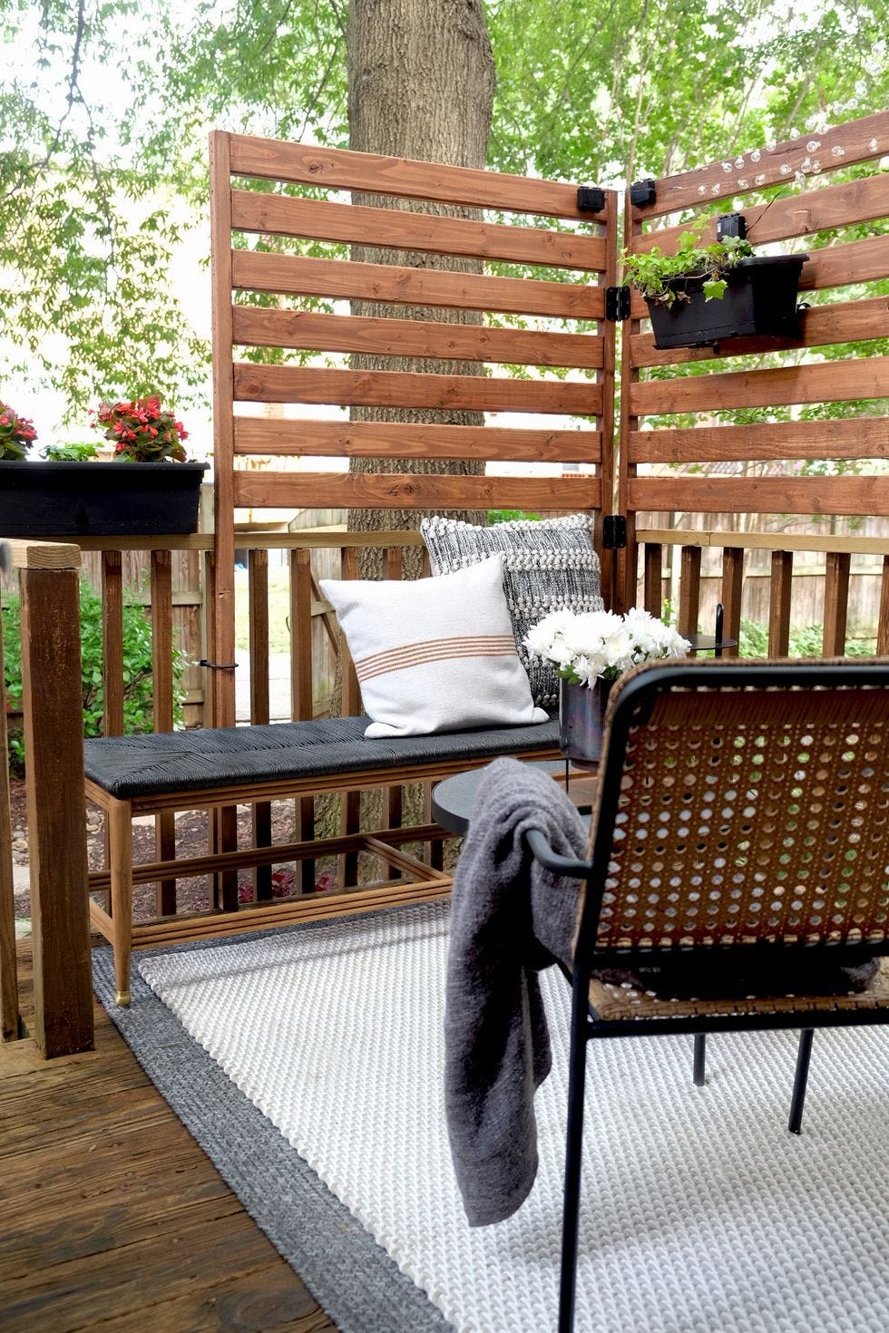 Small Deck Decorating Ideas On A Budget 24 Ways To Make The Most Of 