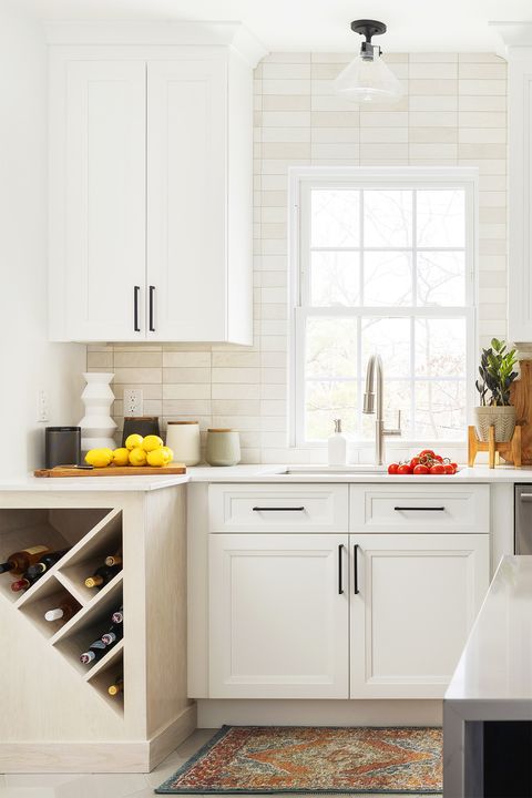52 Best Small Kitchen Design Ideas, Do Black Appliances Make A Kitchen Look Small
