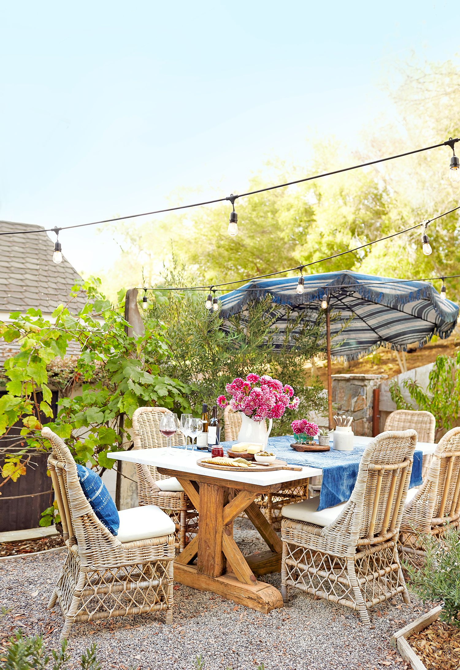 decorating a patio table