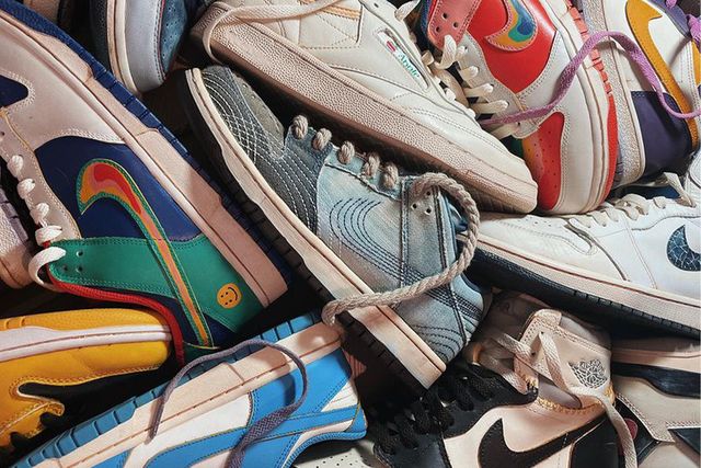 People Are to Make Their Sneakers Vintage