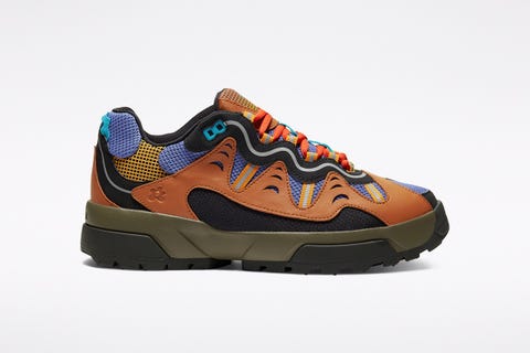 Shoe, Footwear, Outdoor shoe, Sneakers, Walking shoe, Orange, Running shoe, Sportswear, Brown, Product, Shoe, Footwear, Outdoor shoe, Sneakers, Walking shoe, Orange, Running shoe, Sportswear, Brown, Product,