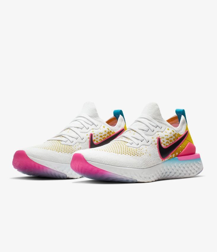 Le sneakers Nike in saldo per l'estate 2019 da non farsi sfuggire