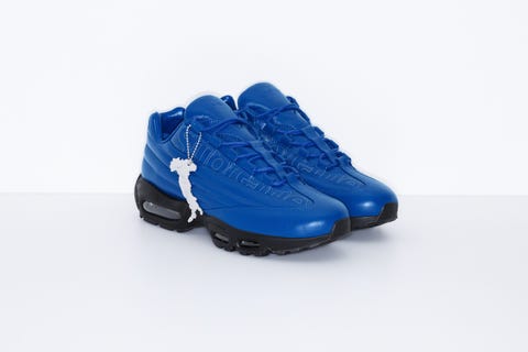 Footwear, Cobalt blue, Shoe, Blue, Outdoor shoe, Electric blue, Walking shoe, Product, Sportswear, Sneakers, Footwear, Cobalt blue, Shoe, Blue, Outdoor shoe, Electric blue, Walking shoe, Product, Sportswear, Sneakers,