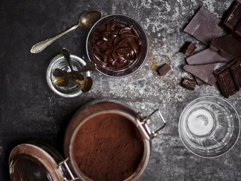 Sniffare cacao fa male? Il boom del chocolate shooter