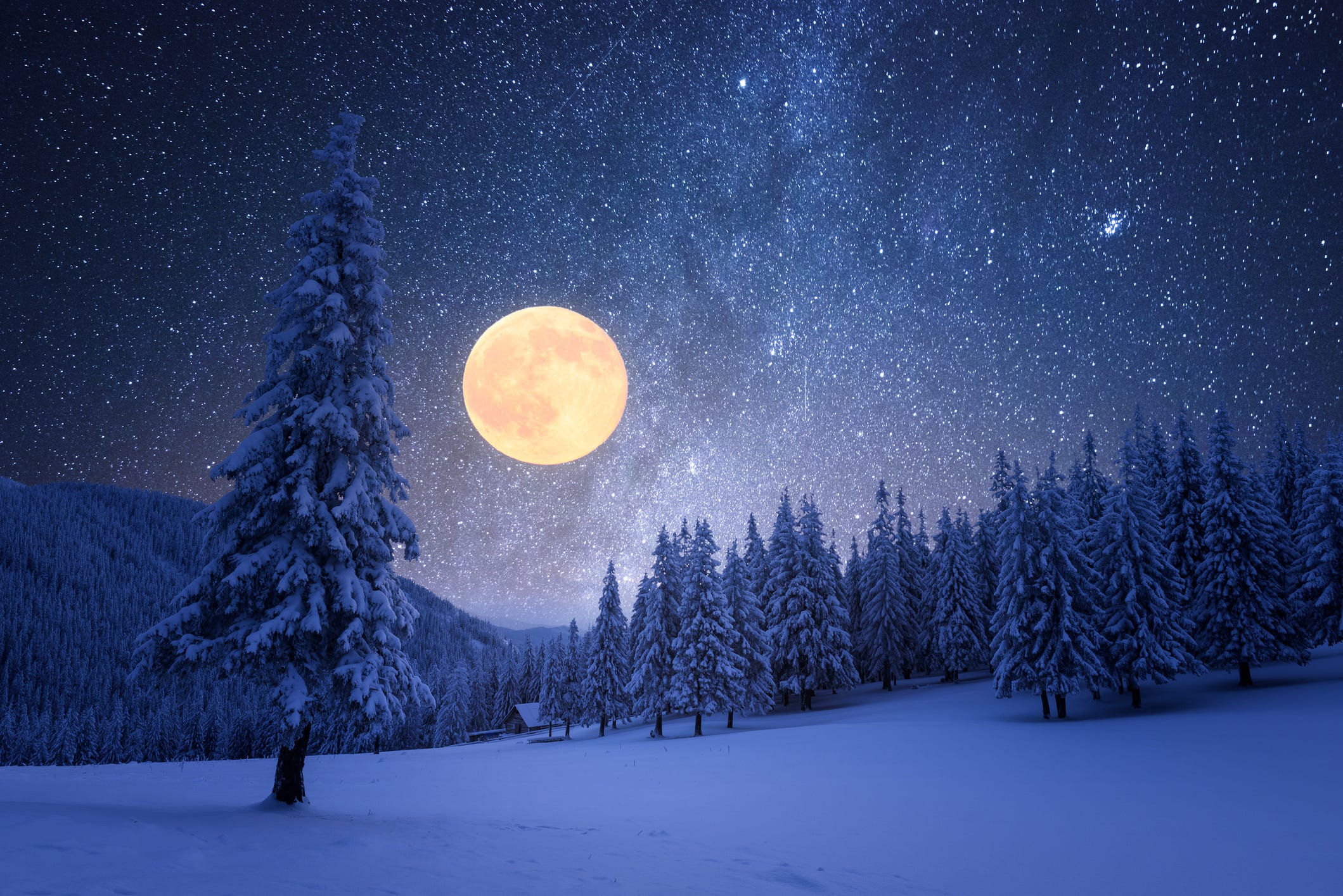 February's Full Moon Is Brighter When There's Snow for This Scientific Reason