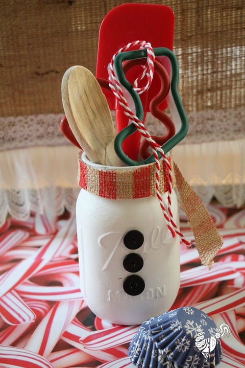 25 Easy Snowman Crafts for Kids and Adults - DIY Snowman Christmas Decor