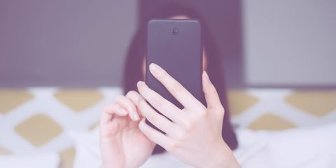 4 signs someone might have depression, based on the way they use social media
