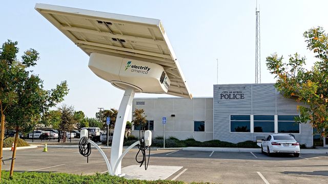 ea solar charging station
