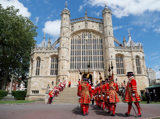 Bestilling Av Strømpebånd Tjenesten På Windsor Castle