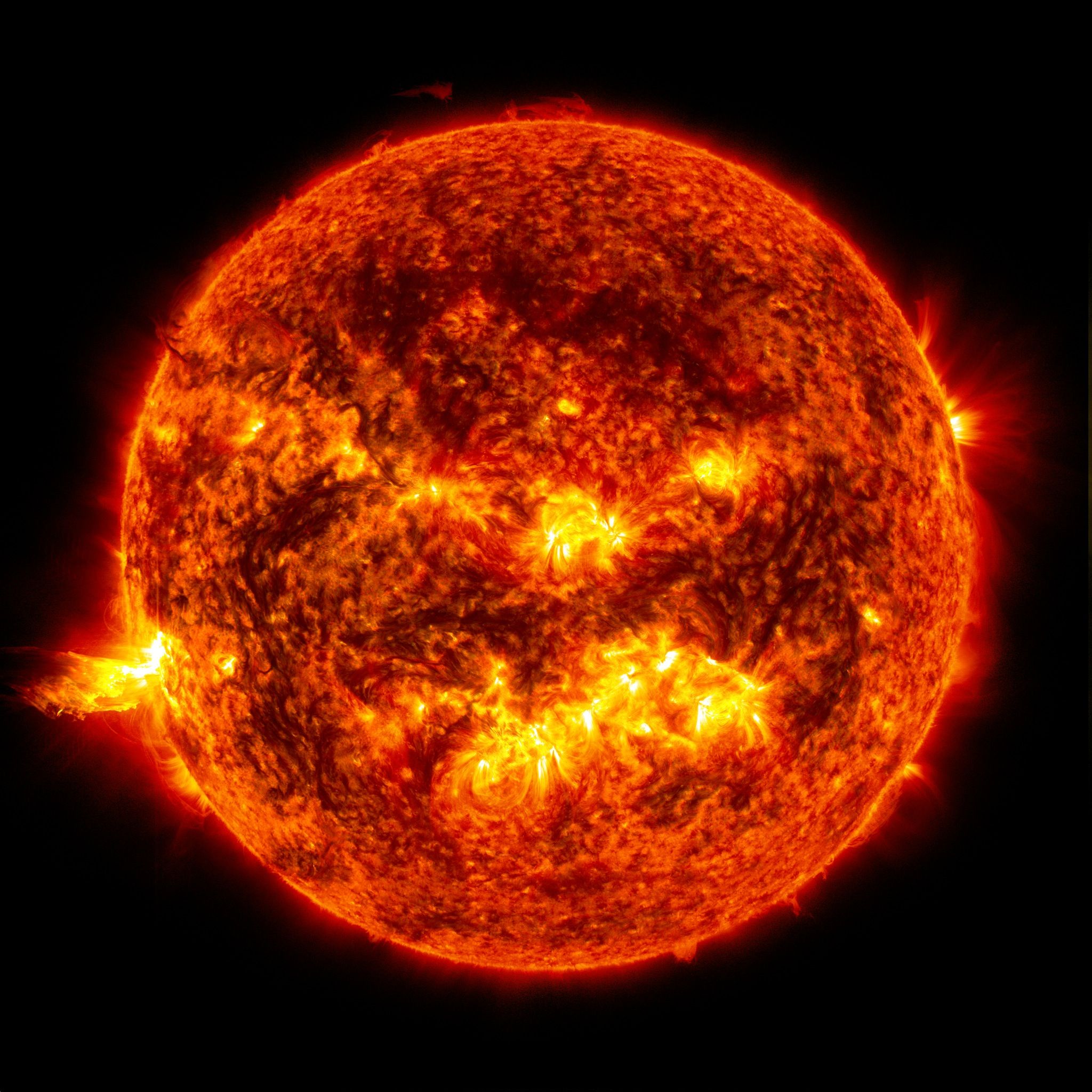 How Hot Is The Sun Interesting Facts About The Sun